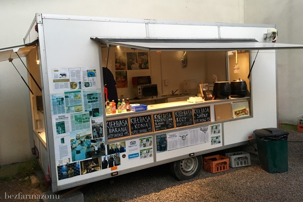 FOODTRUCK NIECZYNNY – Kiełbasa i podroby czyli kuchnia dla odważnych – Walenty Kania – KRAKÓW, ul.&nbsp;Jakuba
