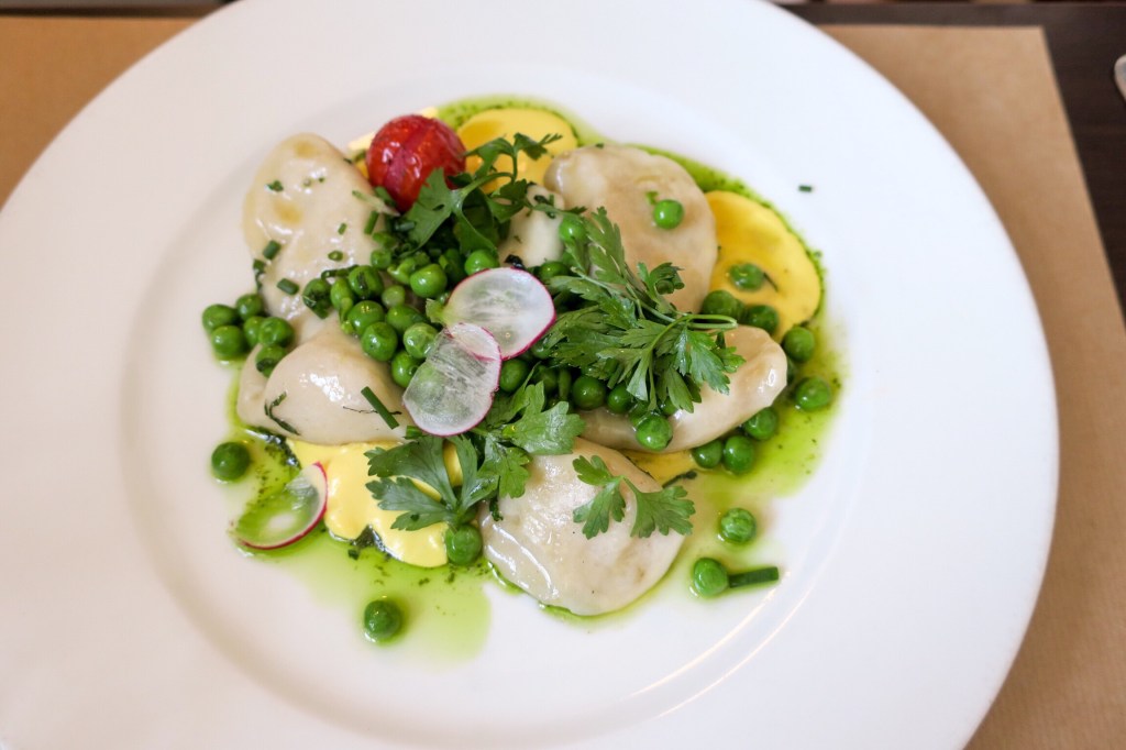 10995290-01b1-482d-96f4-55d2b79d07ee