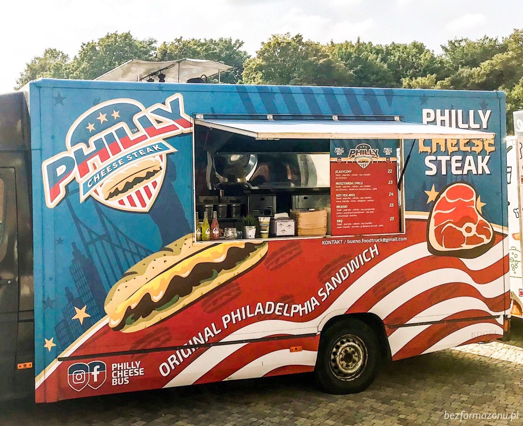 Wół w podłużnej bułce – Philly Cheese Steak Foodtruck –&nbsp;WARSZAWA
