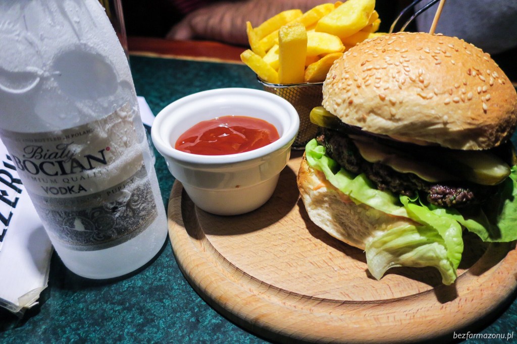 Spotkania przy piwie i wódce – Strzecha u Wojciecha – CHEŁM, ul. Armii&nbsp;Krajowej